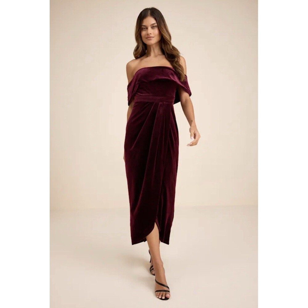 Lulus I'm Enchanted Burgundy Velvet Off-the-Shoulder Maxi Dress size Small NWT
